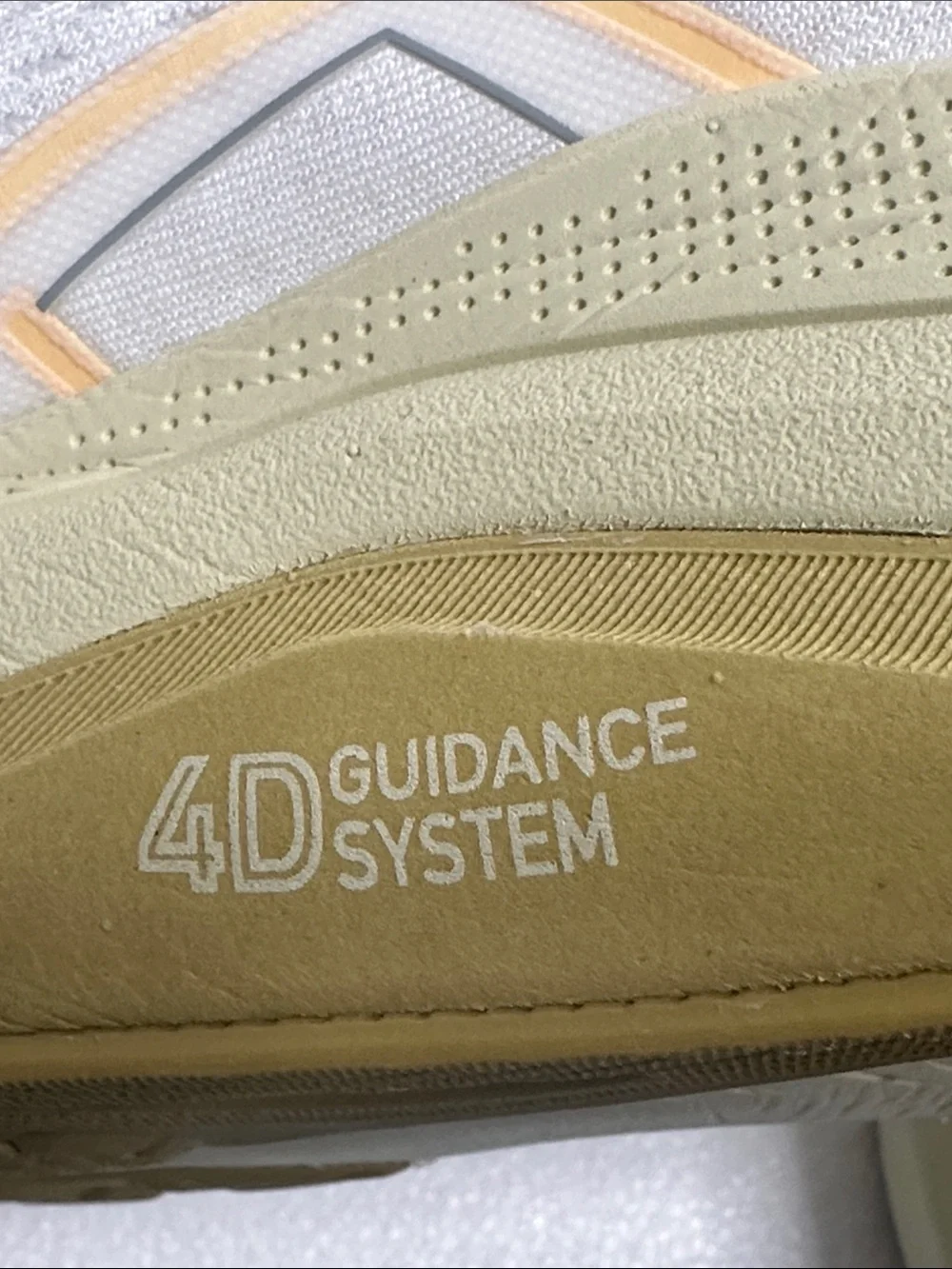 Asics 4D guidance system white Running Shoes with Pale Yellow Midsole  Pink 12